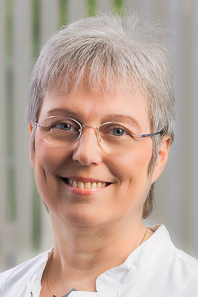 Porträt Dr. Irmgard Landgraf